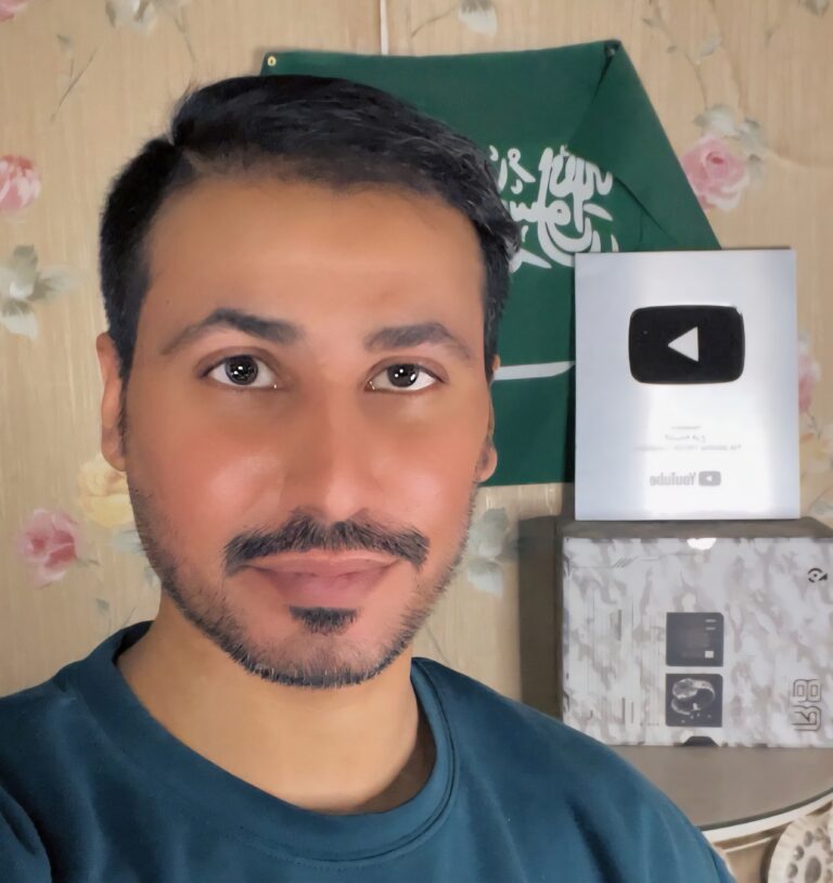سيرة ومسيرة صانع المحتوى السعودي طلال الفديد