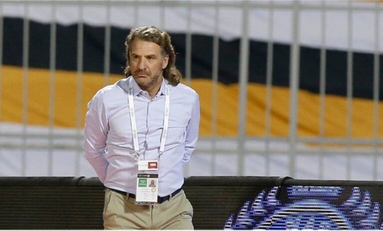 عاجل-إقالة-مدرب-جديد-في-دوري-روشن.-وكارينيو-البديل