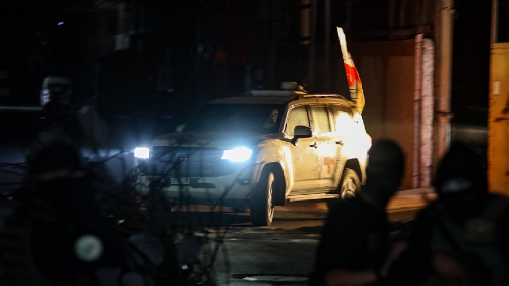 عُثر-عليها-في-خان-يونس.-حماس-تسلم-جثة-رهينة-إضافي-للاحتلال