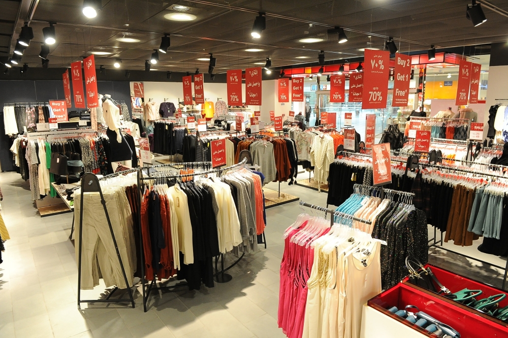 “اليوم”-تفتح-ملف-التخفيضات.-بين-الفرص-الحقيقية-والعروض-الوهمية