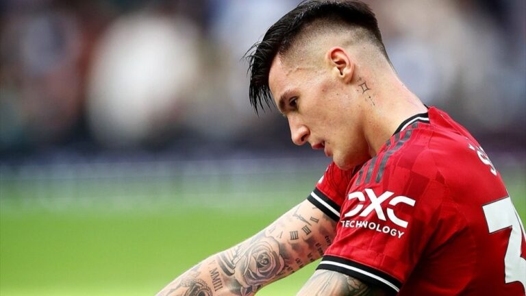 مهاجم-مانشستر-يونايتد-يغيب-عن-سلوفينيا-بتصفيات-كأس-العالم-للإصابة