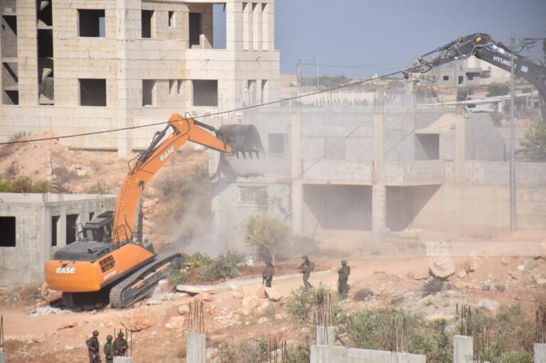 “تطهير-عرقي”.-إدانة-فلسطينية-لإخلاء-عقارات-لصالح-المستوطنين-في-القدس