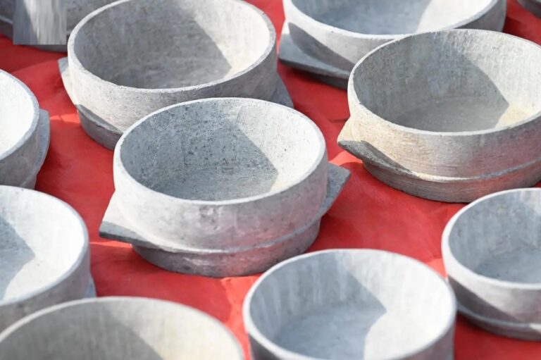 الأواني-الحجرية.-تحف-صخرية-حية-للذاكرة-المحلية-في-جازان