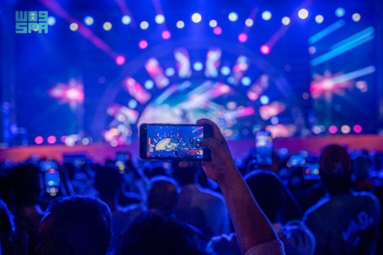 صور|-عروض-فنية-وتراثية-للاحتفاء-بثقافة-بنجلاديش-بـ”انسجام-عالمي”