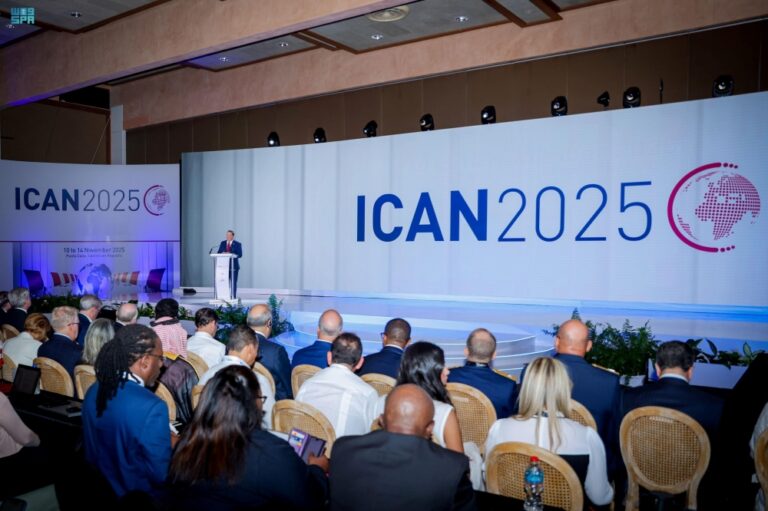 مؤتمر-“إيكان”.-المملكة-توقع-اتفاقيات-لتعزيز-التعاون-في-النقل-الجوي