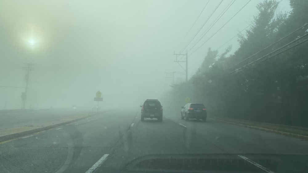 الضباب-يخيم-على-أجواء-الشرقية.-ونعدام-مدى-الرؤية-الأفقية-3-كيلومترات