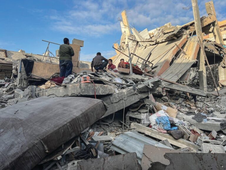 بينهم-طفلة.-5-قتلى-في-غارات-إسرائيلية-على-قطاع-غزة