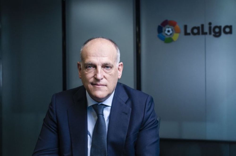 خافيير-تيباس-مهدد-بعقوبات-وعزل-محتمل-بعد-فتح-تحقيق-رسمي-ضده