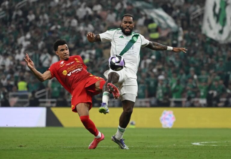 خبير-قانوني:-الأهلي-مهدد-بإعتباره-خاسرًا-أمام-القادسية 