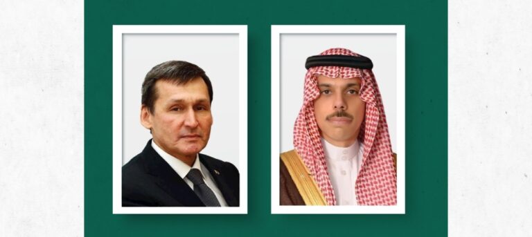 وزير-الخارجية-يبحث-تعزيز-العلاقات-مع-نظيره-التركمانستاني