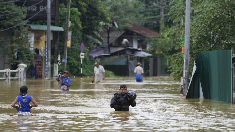 مصرع-أكثر-من-30-وفقدان-14-بسبب-الأمطار-الغزيرة-في-سريلانكا