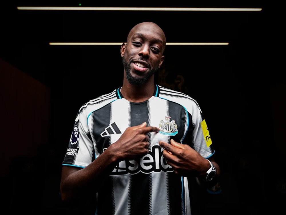 بعد-3-أشهر.-ويسا-يعود-لتدريبات-نيوكاسل-يونايتد