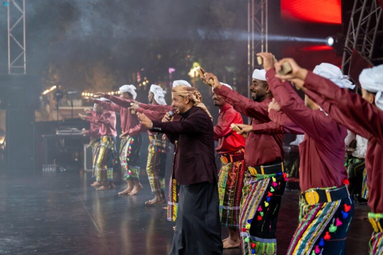 صور|-ختام-أيام-الثقافة-اليمنية-بـ”انسجام-عالمي”-بحضور-آلاف-الزوار