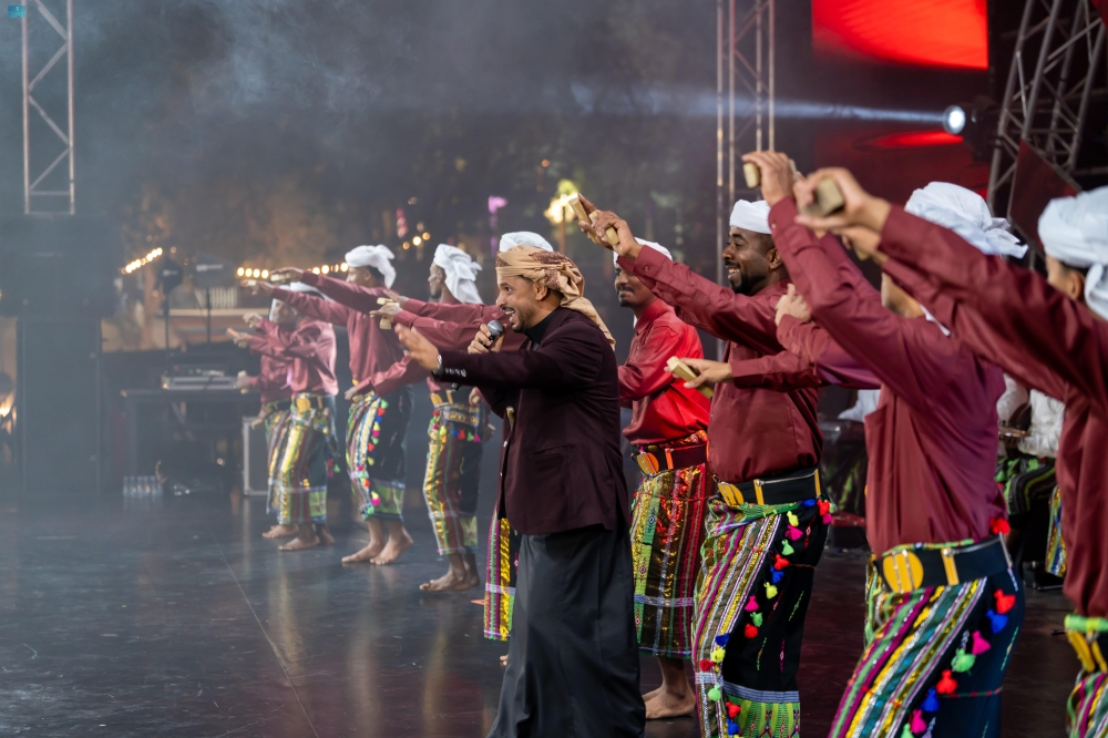صور|-ختام-أيام-الثقافة-اليمنية-بـ”انسجام-عالمي”-بحضور-آلاف-الزوار