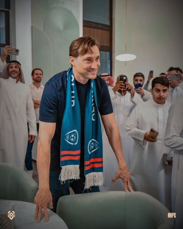 مالك-الخلود-يوجه-طلب-عاجل-قبل-مباراة-الاتحاد-في-كأس-الملك