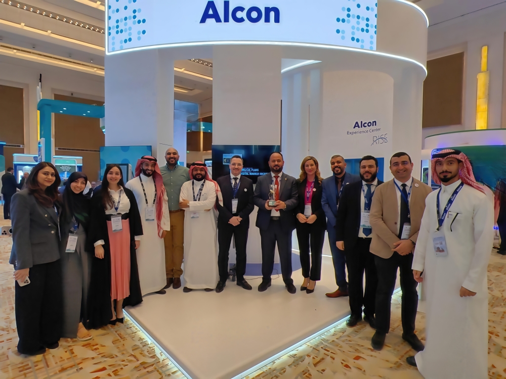 ألكون-تستعرض-أحدث-ابتكاراتها-التعليمية-والتقنية-في-مؤتمر-الجمعية-السعودية-لطب-العيون-2025