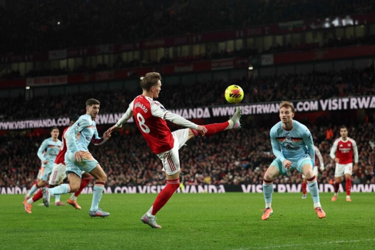 أرسنال-يبتعد-مجددًا-بصدارة-الدوري-الإنجليزي-بثنائية-أمام-برنتفورد