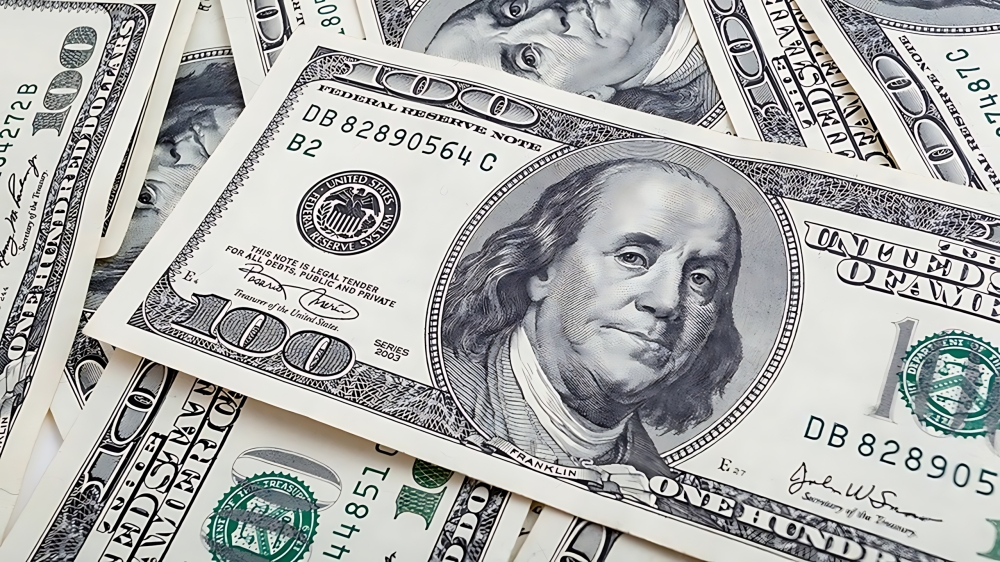 سعر-الدولار-مقابل-الجنيه-اليوم-الأحد.-تراجع-في-ختام-التعاملات