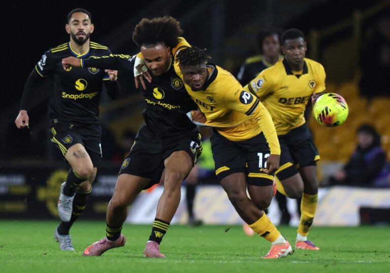 مانشستر-يونايتد-يفوز-على-وولفرهامبتون-برباعية-في-البريميرليغ