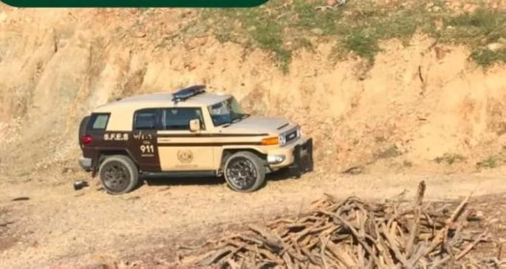 ضبط-مخالفًا-لنظام-البيئة-بمنطقة-حائل-لبيعه-حطب-محلي