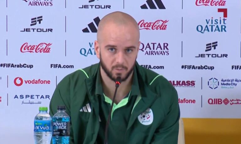 لاعب-الجزائر:-فخور-بمستويات-المنتخب-بالبطولة.-ونتطور-كل-مباراة