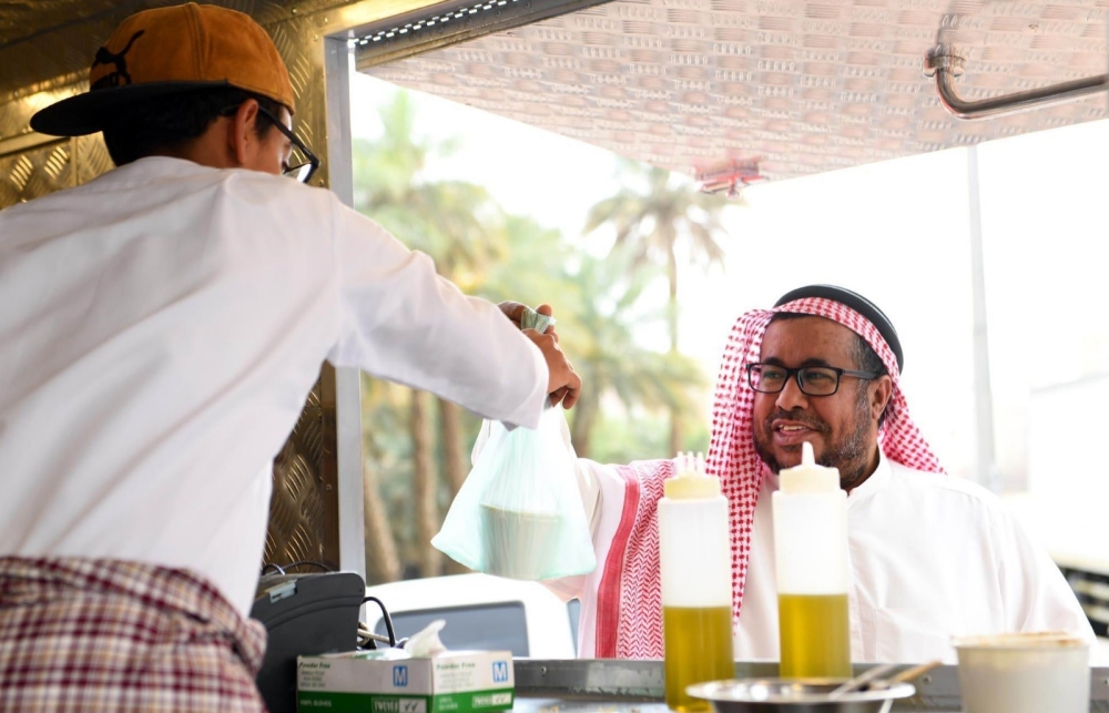 يوم-البقوليات-العالمي.-كيف-أصبح-الفول-طبق-رئيسي-بالمائدة-السعودية-في-رمضان؟