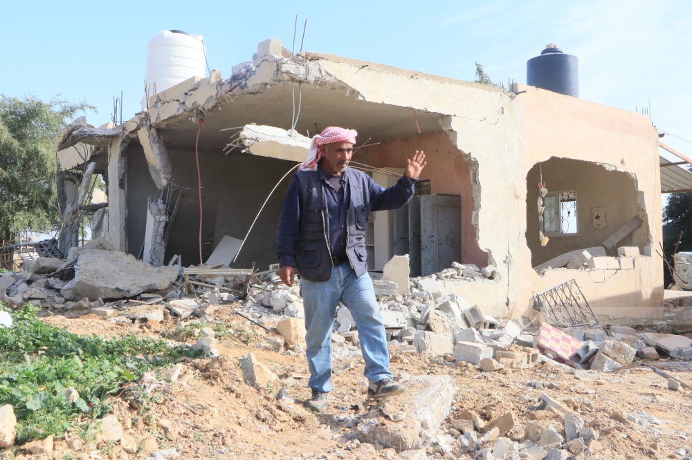 مستوطنون-يهدمون-15-منزلًا-قرب-أريحا-في-الضفة-الغربية