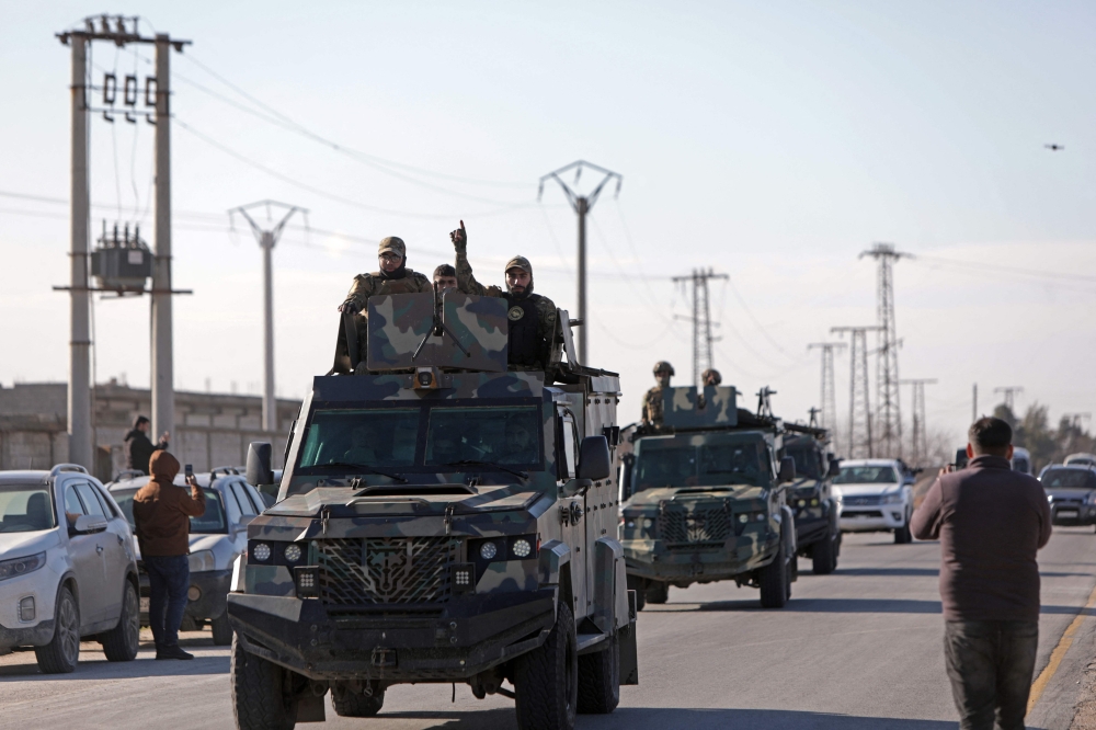 وزارة-الدفاع-السورية-تعلن-تسلم-قاعدة-الشدادي-من-القوات-الأمريكية