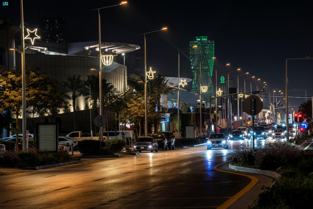 “رمضان-الرياض”.-هوية-بصرية-تعيد-تشكيل-المشهد-الحضري-في-العاصمة