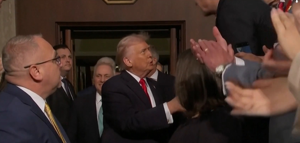 الهجرة-والتضخم.-ترامب-يبدأ-خطاب-حالة-الاتحاد-بالقضايا-المحلية