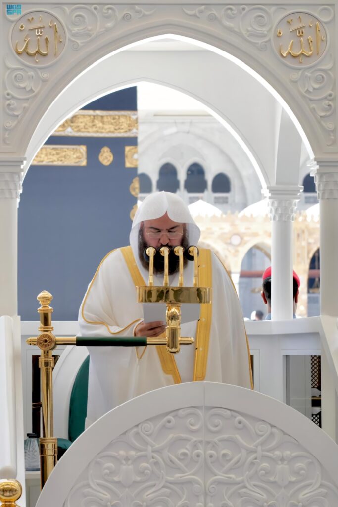 إمام-الحرم:-رمضان-مصدر-إلهام-للالتزام-طوال-العام