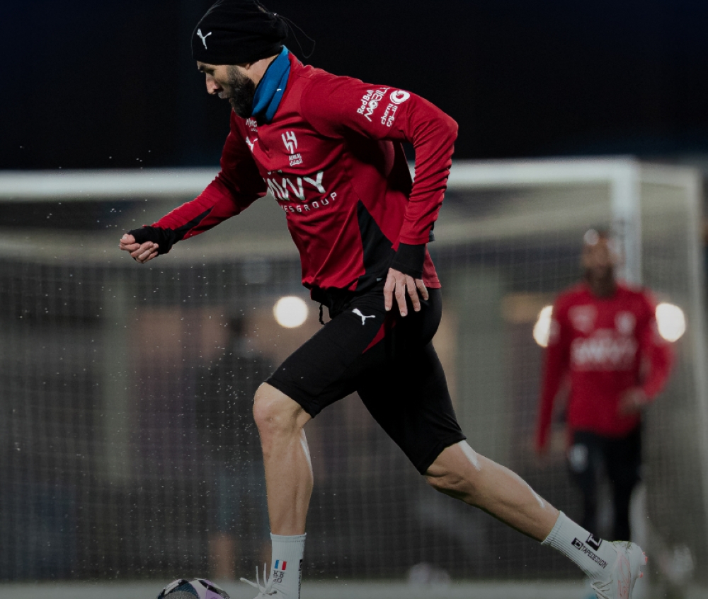 اختبار-يحسم-مشاركة-بنزيما-مع-الهلال-أمام-النجمة