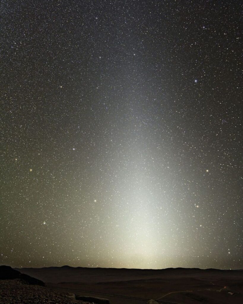 ظهور-مثلث-ضوء-البروج-الفضائي-في-سماء-المملكة.-الليلة