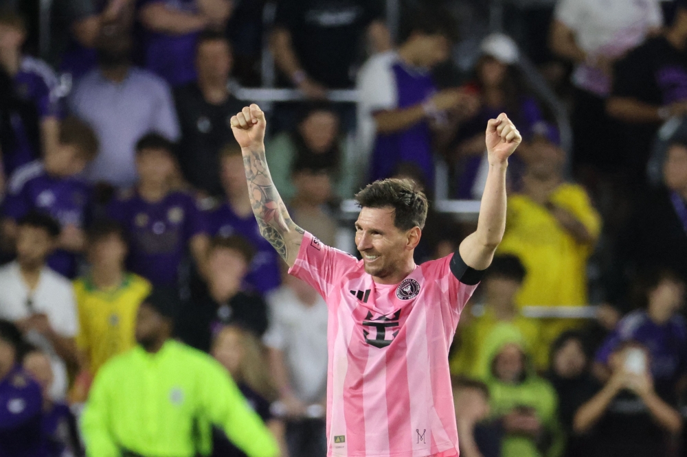 عاجل.-ماذا-فعل-ميسي-بعد-تصريح-ترامب-بأن-كريستيانو-رونالدو-من-عظماء-الرياضة؟