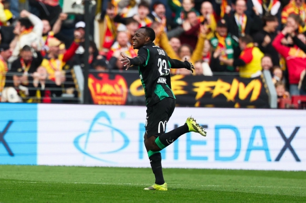 سعود-عبد-الحميد-يدون-أول-أهدافه-مع-لانس-الفرنسي-بالدوري