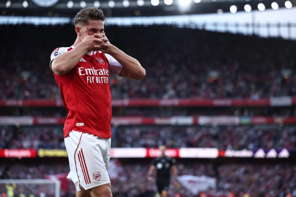 عاجل.-أرسنال-يلدغ-إيفرتون-بفوز-قاتل-ويحافظ-على-فارق-الصدارة-مع-سيتي