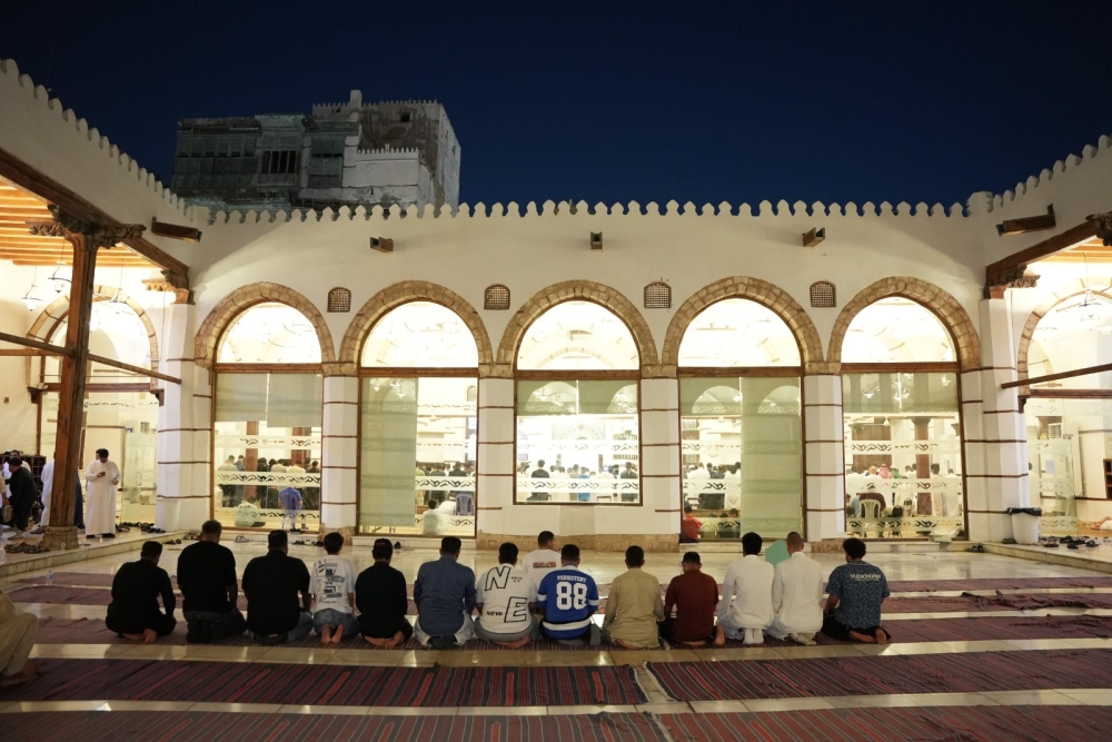 مسجد-الشافعي-بجدة-يجسد-14-قرنًا-من-الروحانية-وعبق-التراث-المعماري-الفاطمي