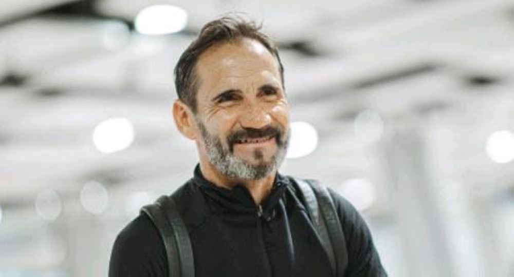 العدالة-يقيل-مدربه-ديديه-غوميز