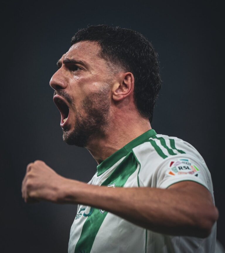 تطورات-إصابة-ديميرال-ومدة-غيابه-عن-مباريات-الأهلي