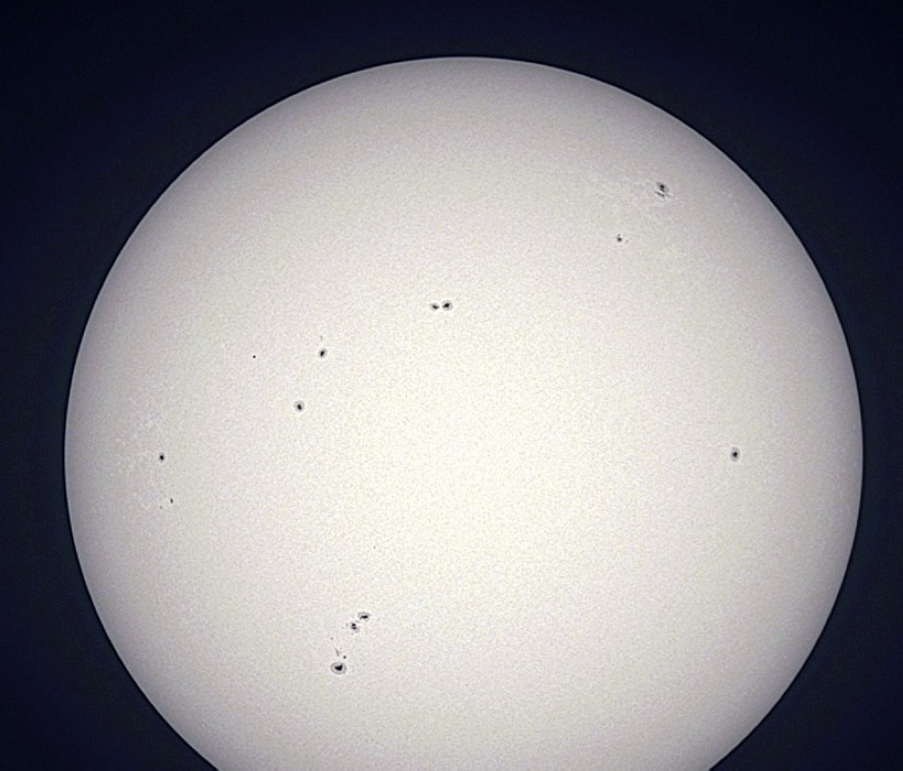 تتسبب-في-اضطرابات.-رصد-نشاط-شمسي-ينذر-بعاصفة-جيومغناطيسية-الليلة