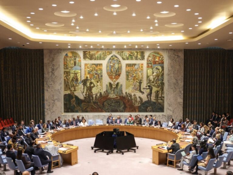 “البديوي”-يدعو-مجلس-الأمن-إلى-اتخاذ-إجراءات-لوقف-الاعتداءات-الإيرانية