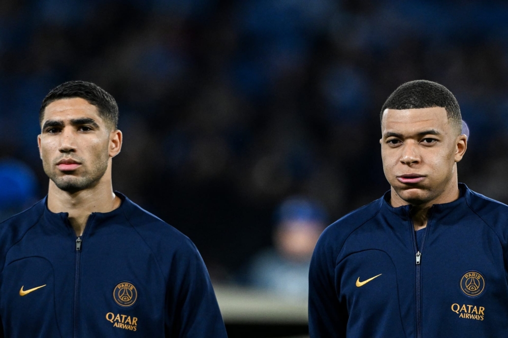 حكيمي-يعلّق-على-غياب-مبابي-عن-إنجاز-باريس:-“كان-يجب-أن-يبقى”