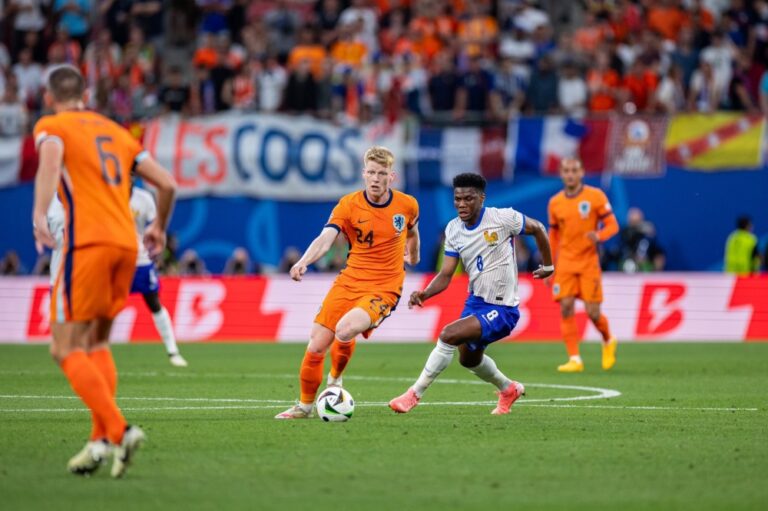 الرباط-الصليبي-يخمد-حلم-لاعب-هولندا-في-كأس-العالم-2026