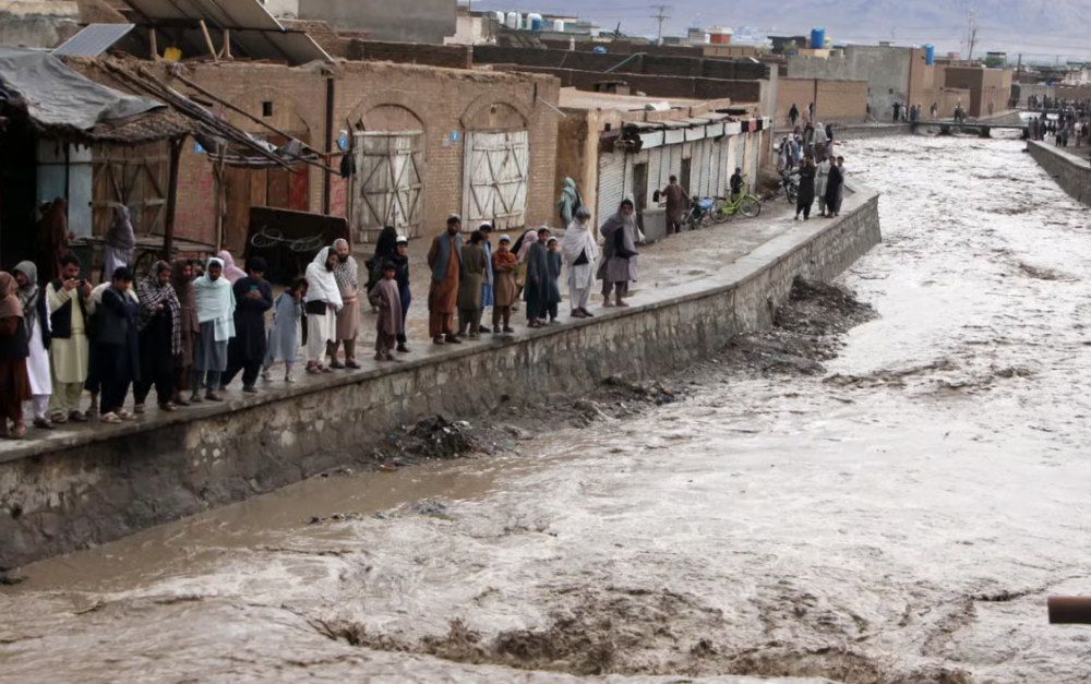 222-قتيلًا-في-فيضانات-باكستان-وأفغانستان-خلال-3-أسابيع