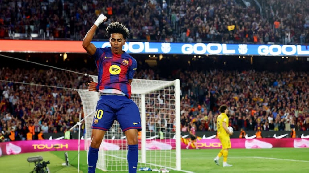 برشلونة-يكتسح-إسبانيول-برباعية-ويقترب-بقوة-من-حسم-لقب-الليجا