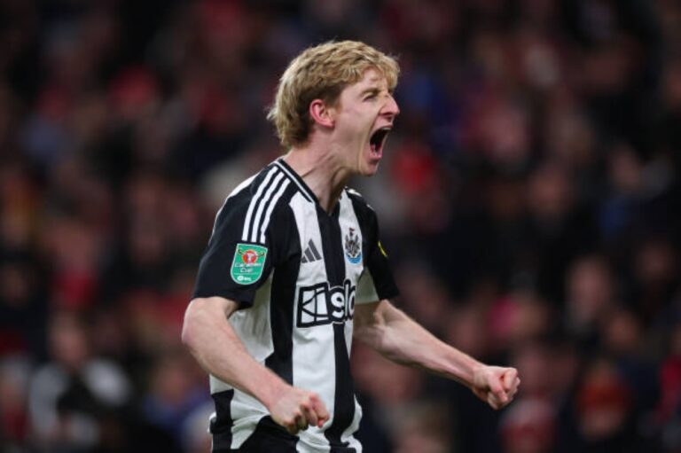 جوردون-يقترب-من-مغادرة-نيوكاسل-في-صفقة-كبرى