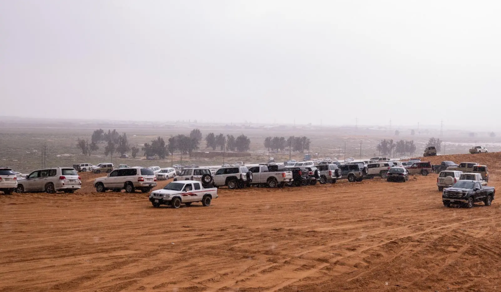 زخات-المطر-ترسم-مناظر-ساحرة-في-القصيم-وتحفز-الأهالي-للخروج-إلى-المتنزهات