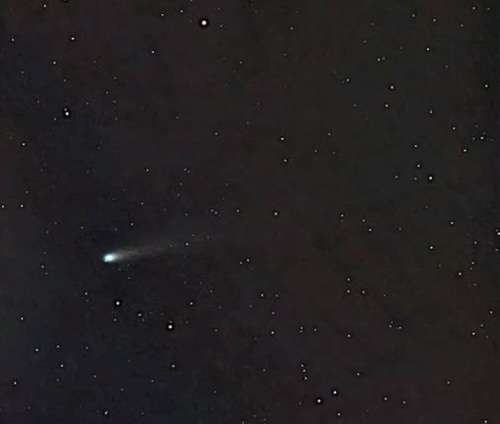 قبل-شروق-الشمس.-ظهور-المذنب-“panstarrs”-في-سماء-الليلة