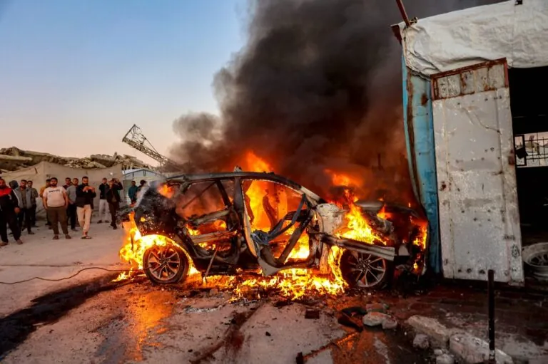 قصف-مدفعي-وإطلاق-نار-كثيف-على-جنوب-غزة.-وإصابة-عددٍ-من-الفلسطينيين