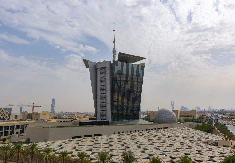 هيئة-الاتصالات-تطرح-تنظيمات-سرعات-الإنترنت.-وتشترط-99%-لتحديث-التقنيات